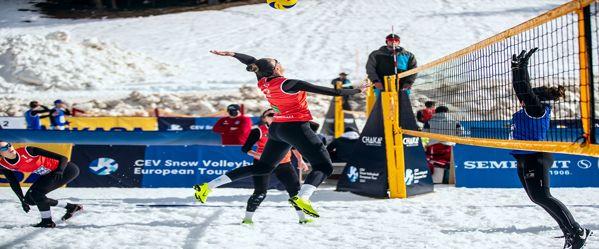 Voleibol De Nieve (FIVB) OXIN Travel